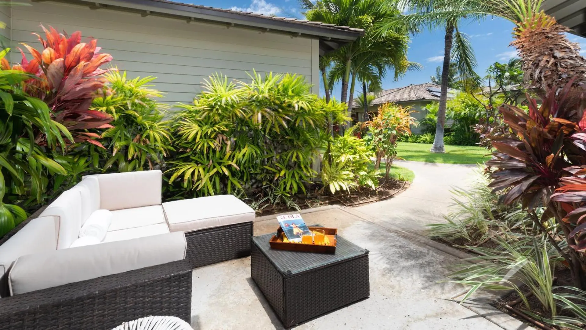 House Of Light Bright 3Br Kamilo Home Closest To Pool Waikoloa
